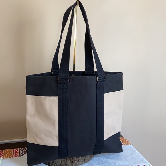 FEED Projects- Supply Tote - Picture 4 of 12